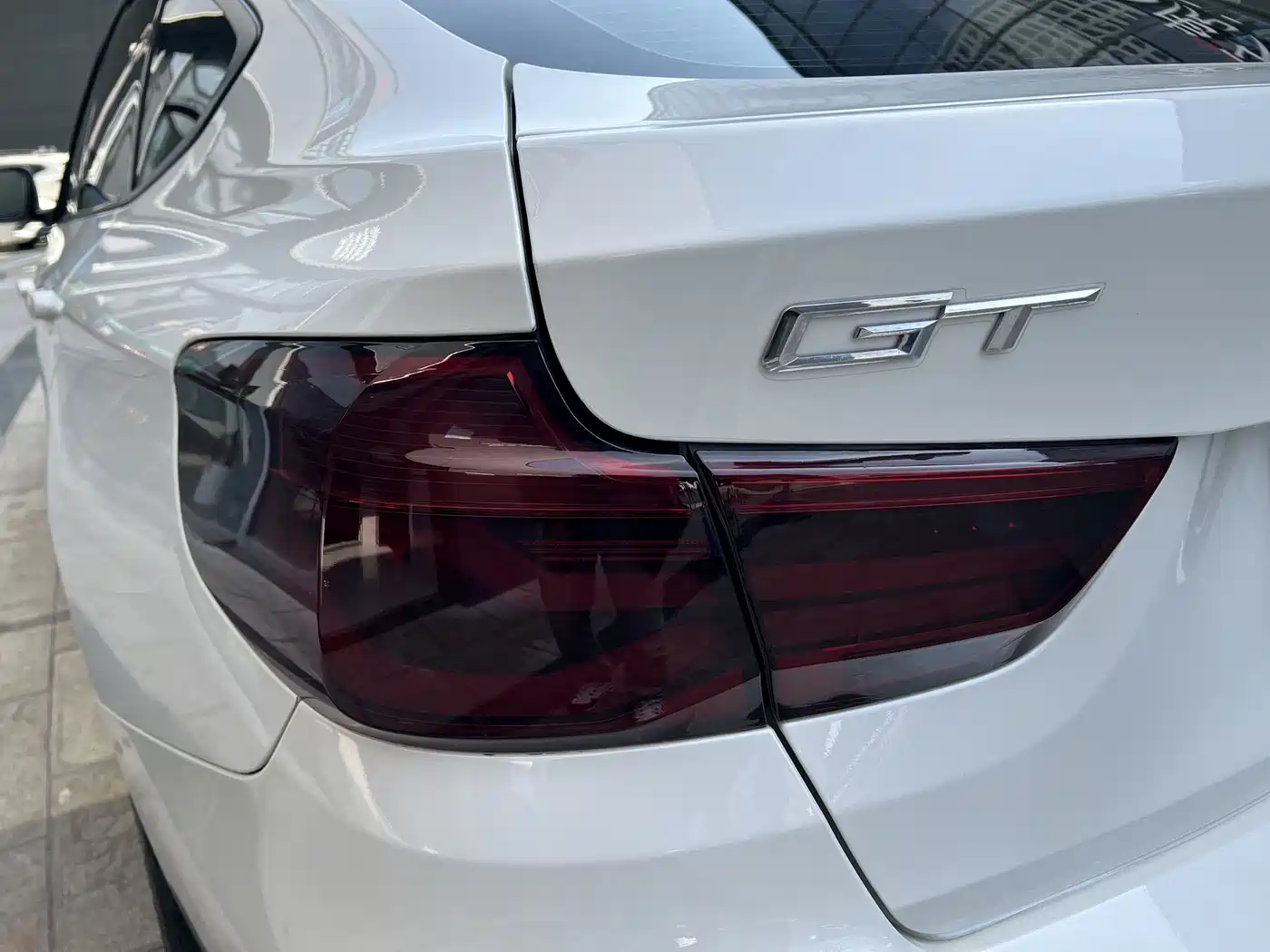 BMW 3 Series GT 2018 320i Luxury Design Package фото 28