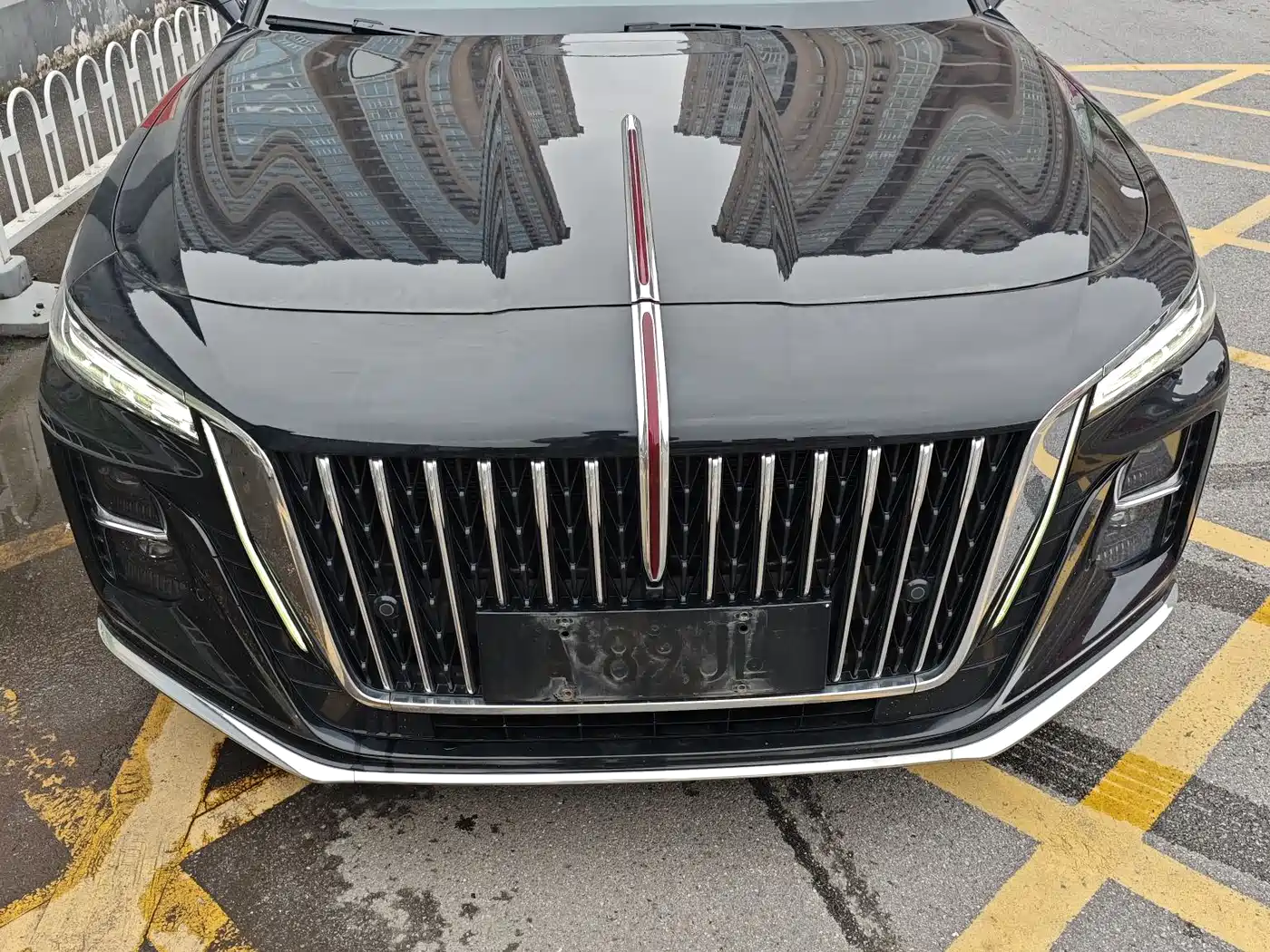 Hongqi H5 2023 1.5T DCT Smart Connect Joy Edition фото 2