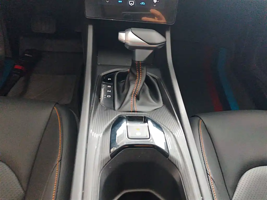 DONGFENG FENGSHEN YI HYUN