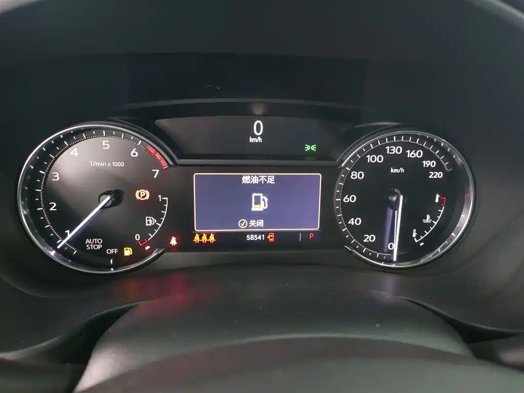 Cadillac XT4 2021 28T FWD Premium Edition фото 8