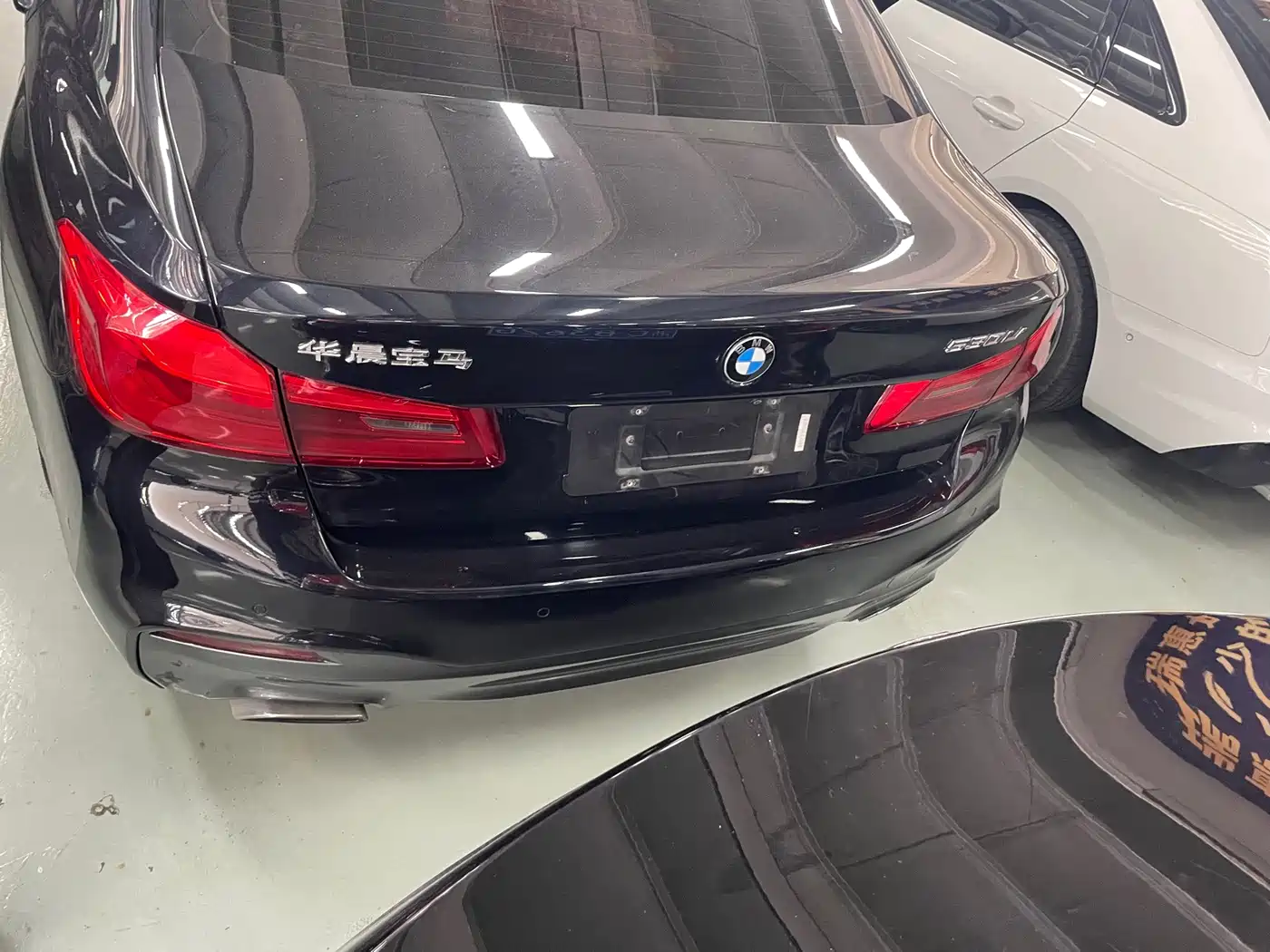 Фото 5 - BMW 5 Series