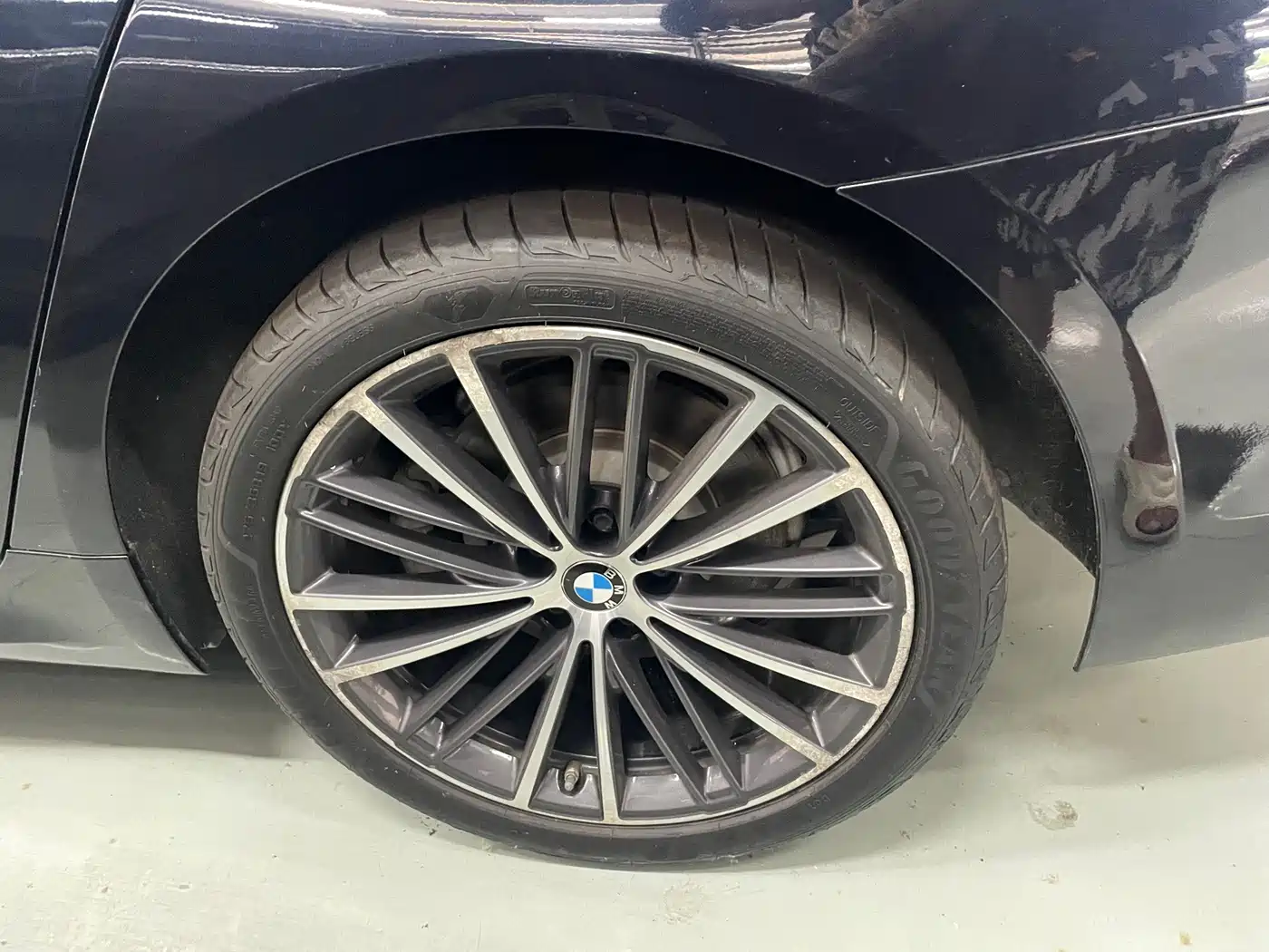 Фото 13 - BMW 5 Series