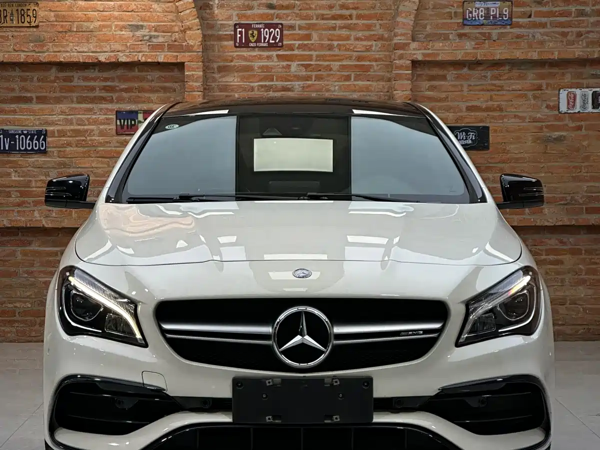 Mercedes-Benz CLA AMG 2017 Facelift AMG CLA 45 4MATIC фото 2