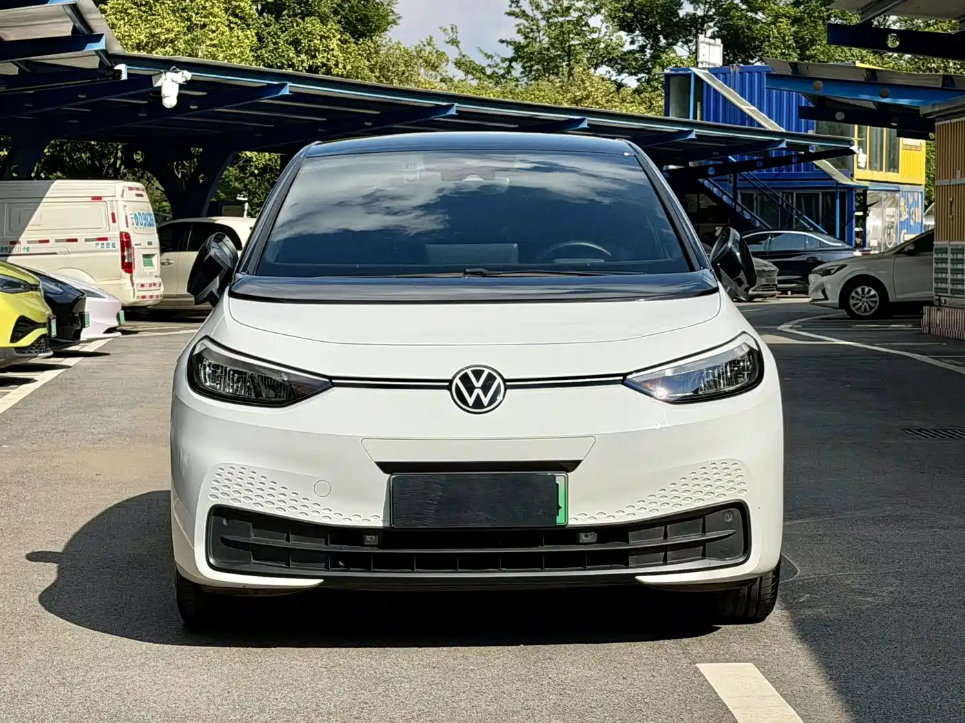 Photo 2 - Volkswagen ID.3