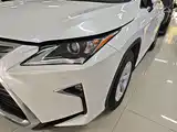 Фото 18 - Lexus RX