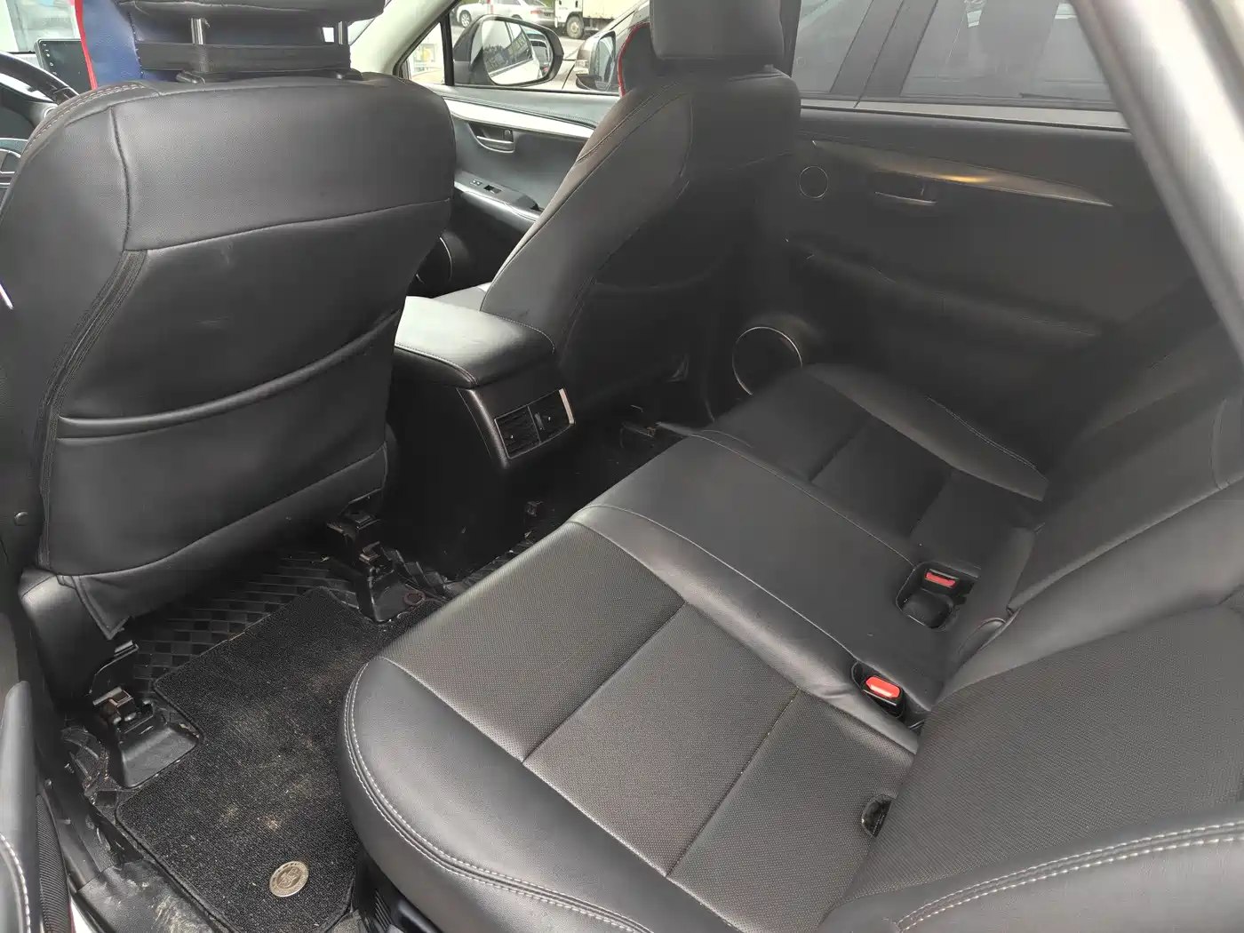Lexus NX 2015 200 FWD Premium фото 7
