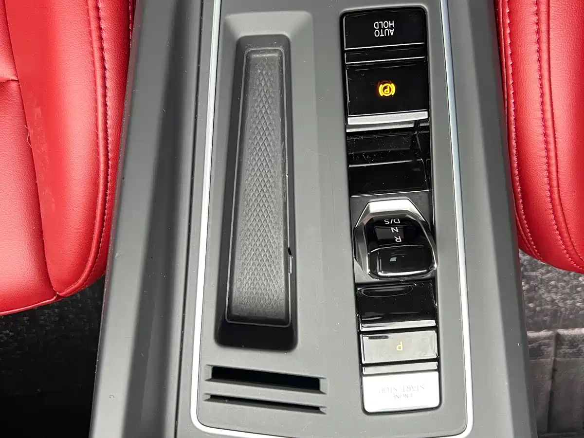 Volkswagen Golf 2023 Facelift 280TSI DSG Pro фото 21