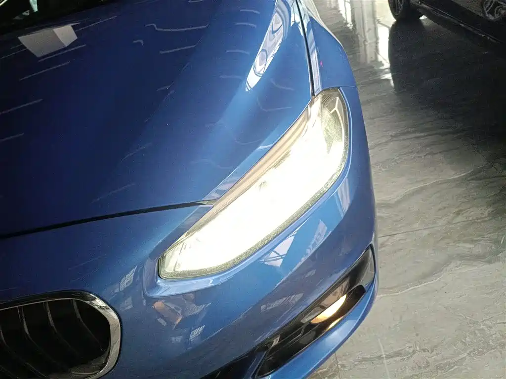BMW 1 Series 2017 118i Sport фото 18
