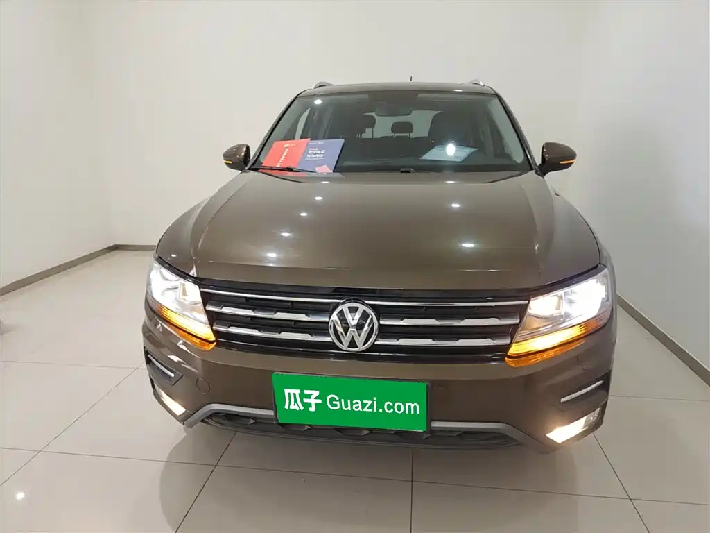 Volkswagen Tiguan L 2018 330TSI Automatic 2WD Luxury Edition фото 3