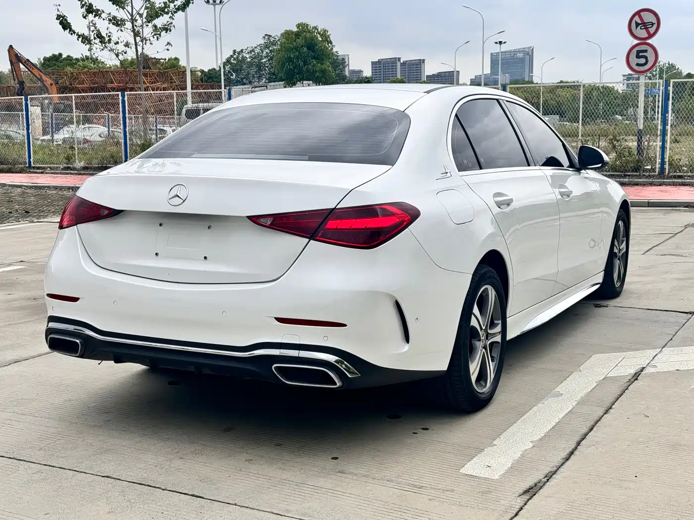 Mercedes-Benz C-Class 2022 C 200 L Sport Version фото 4