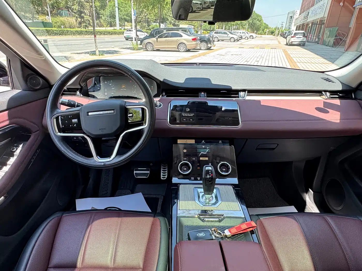Фото 20 - Land Rover Range Rover Evoque
