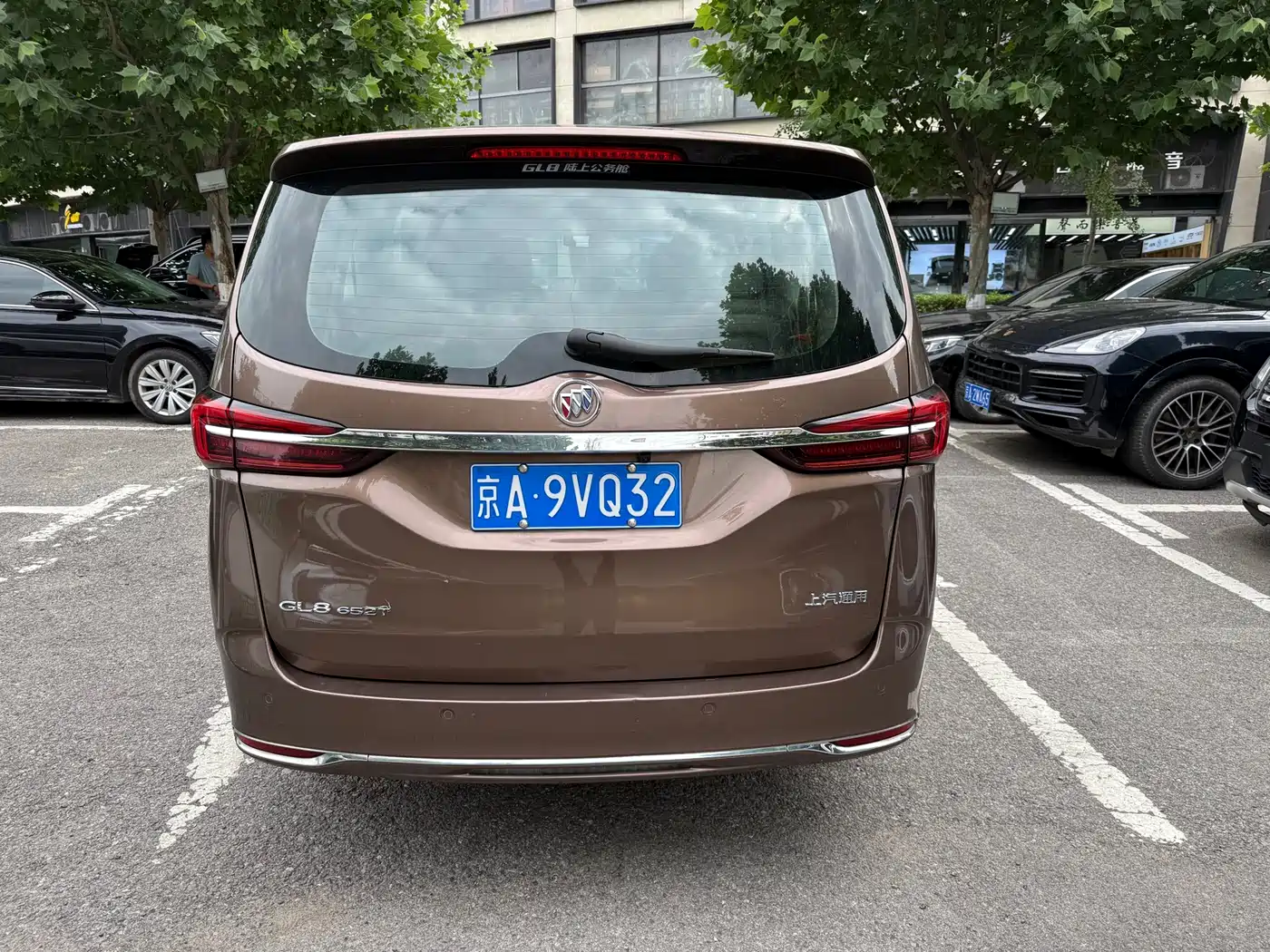 Buick GL8 2021 Land Business Class 652T Luxury фото 6