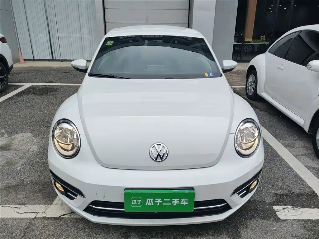 Volkswagen Beetle 2018 180TSI Easy Joy Edition фото 3
