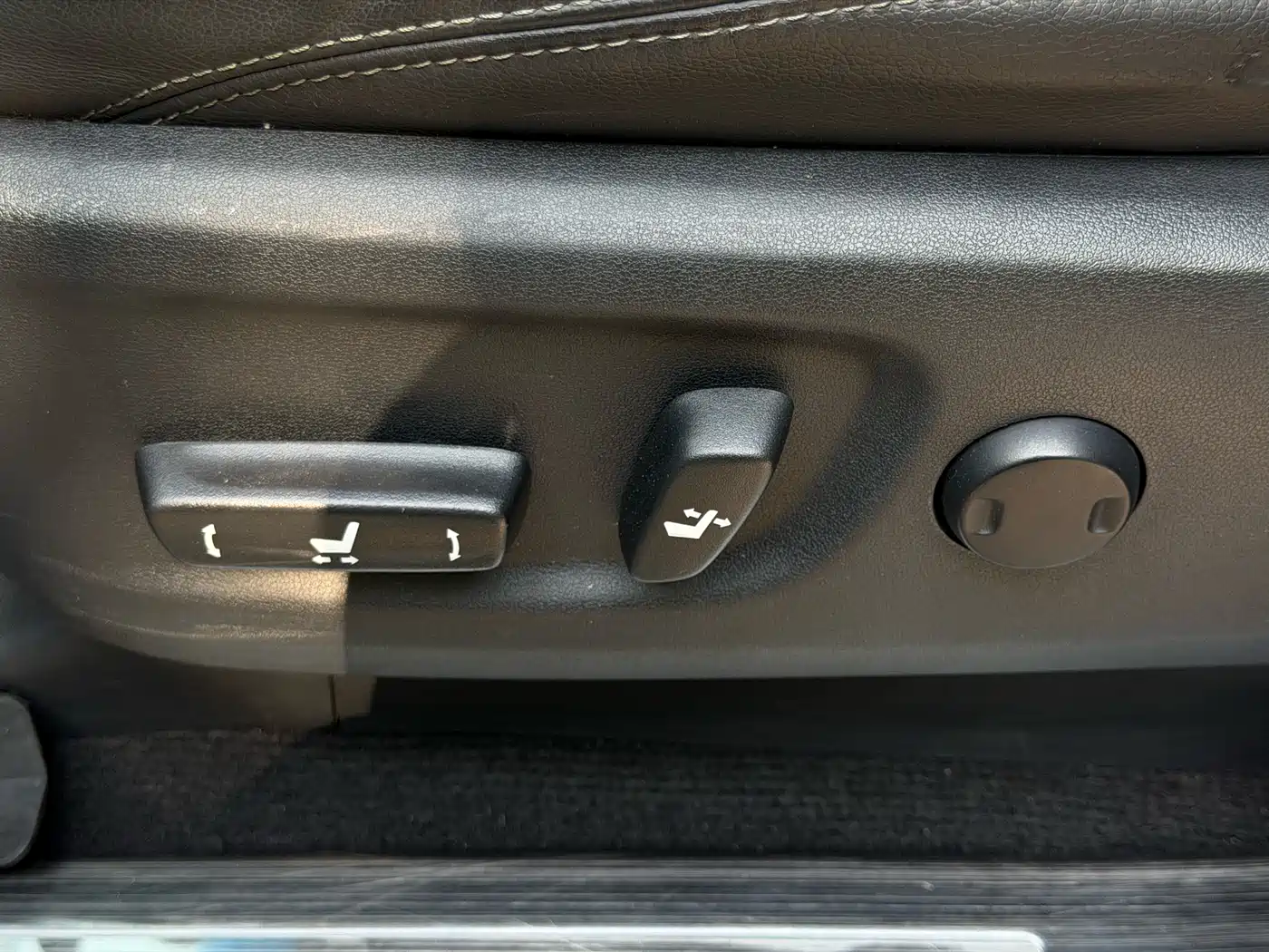 Toyota Prado 2018 3.5L Automatic TX-L Rear-mounted Spare Tire фото 7