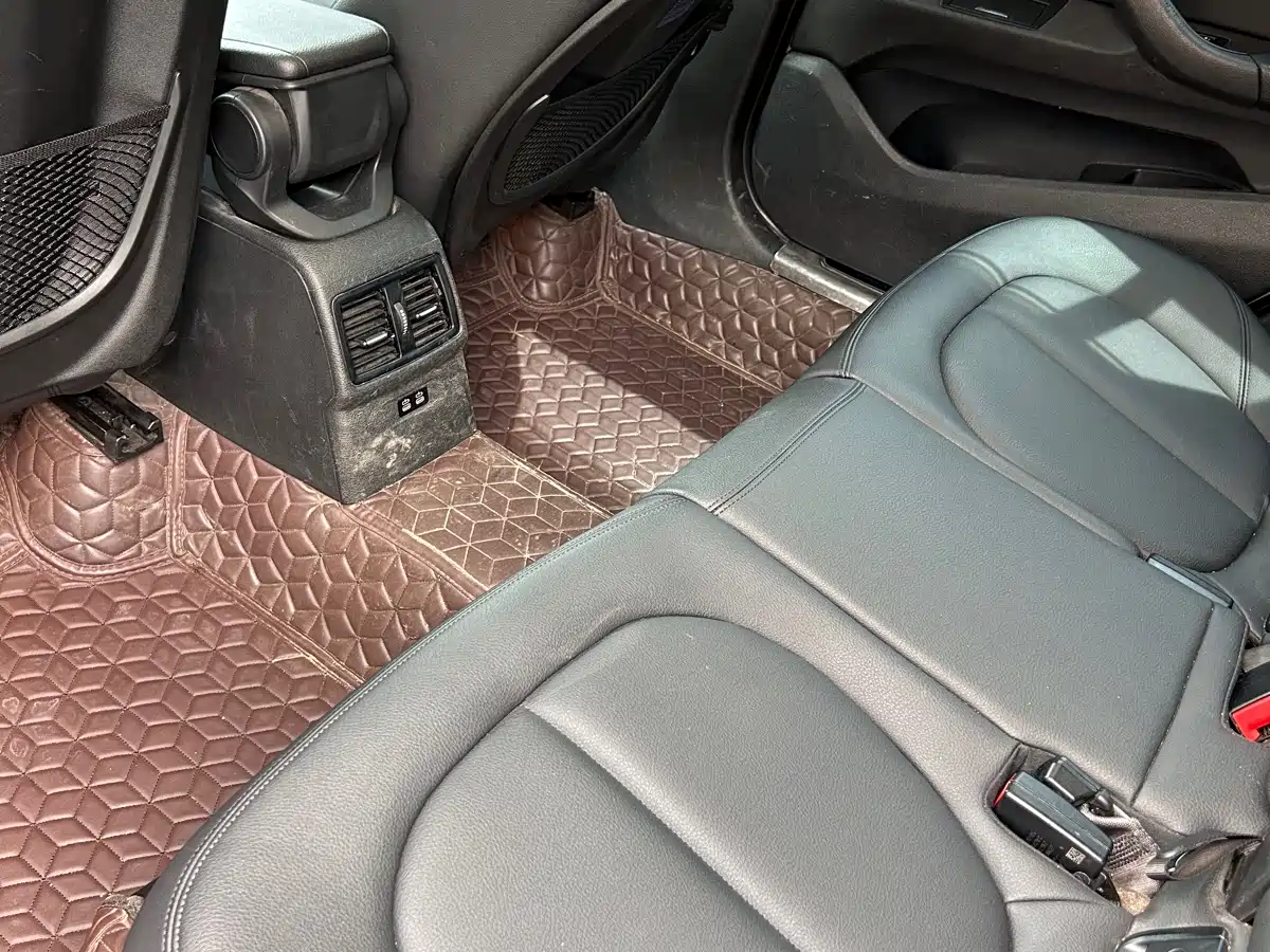 BMW X1 2019 sDrive20Li Leading Model фото 8
