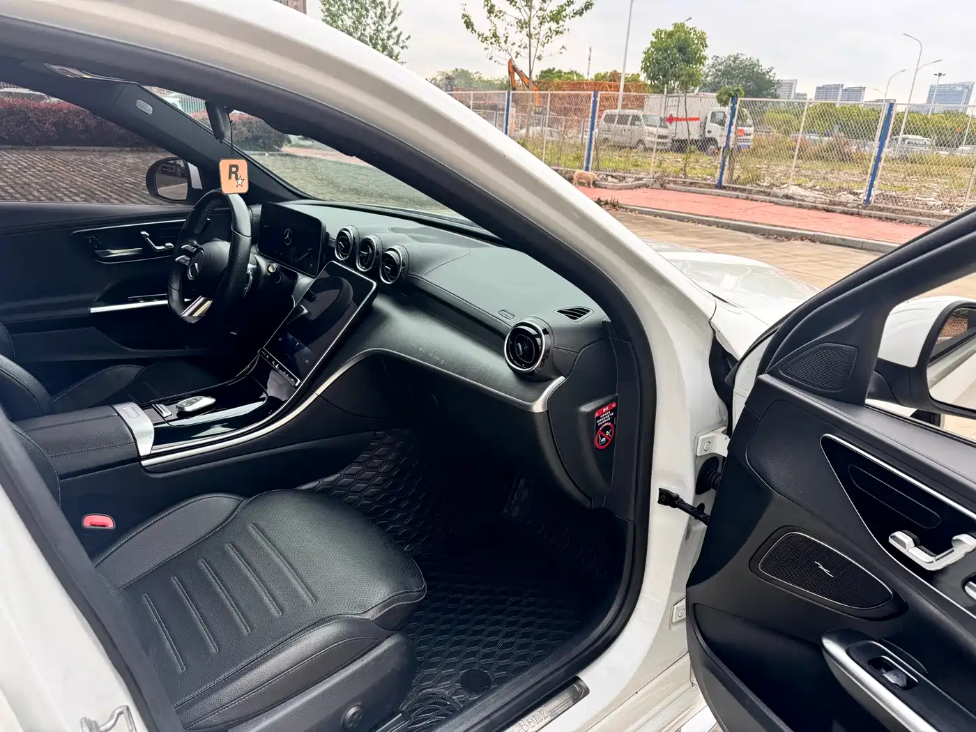 Mercedes-Benz C-Class 2022 C 200 L Sport Version фото 11