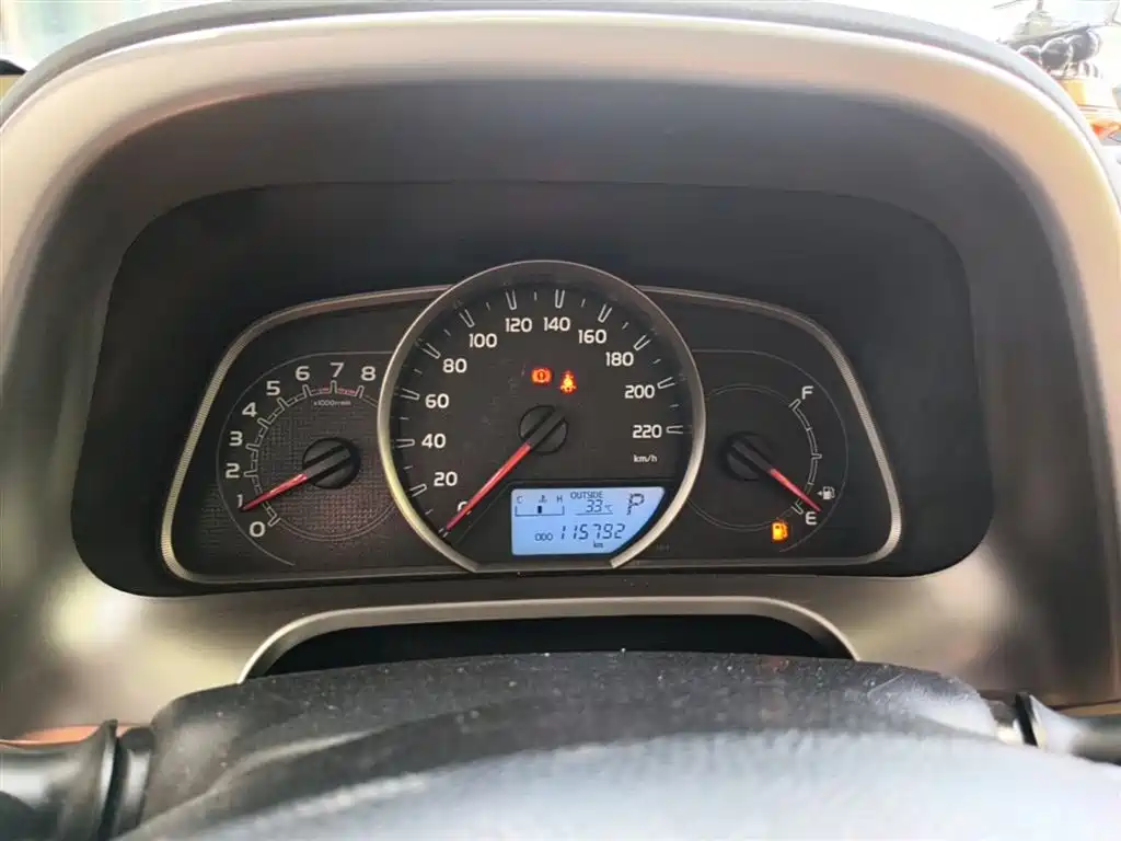 Toyota RAV4 Rongfang 2016 2.0L CVT 2WD Trend (China V) фото 12