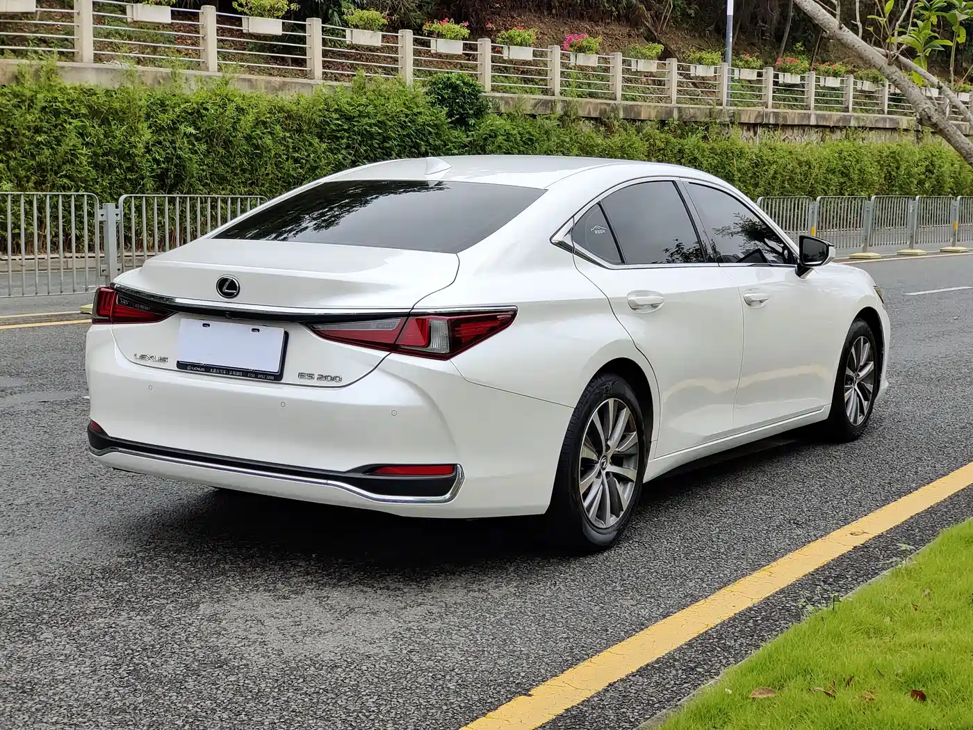Lexus ES 2018 200 Excellence Edition China V фото 12
