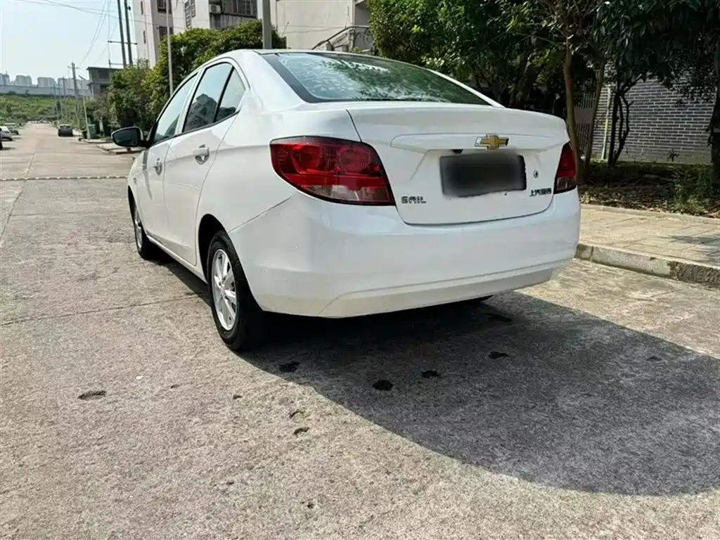 Chevrolet Sail 2015 Sail 3 1.3L AMT Ideal Edition фото 4