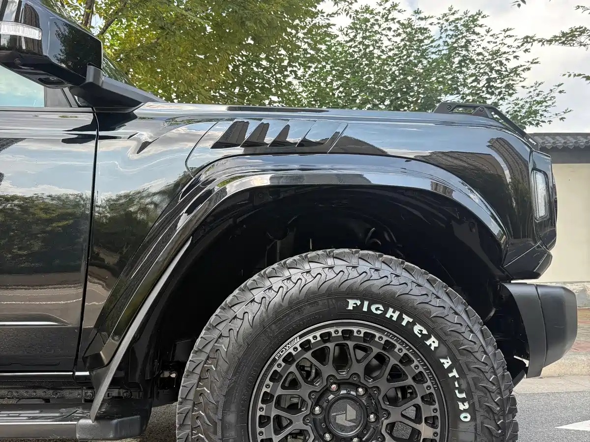 Ford Bronco 2025 2024 2.3T Black Diamond