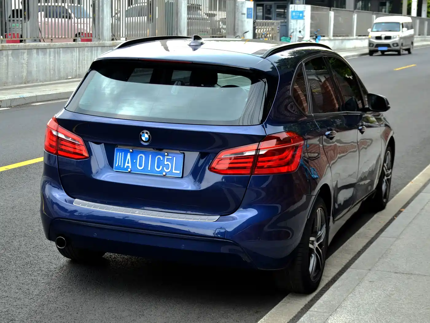 BMW 2 Series Tourer (Import) 2015 2015 218i Sport Design Package