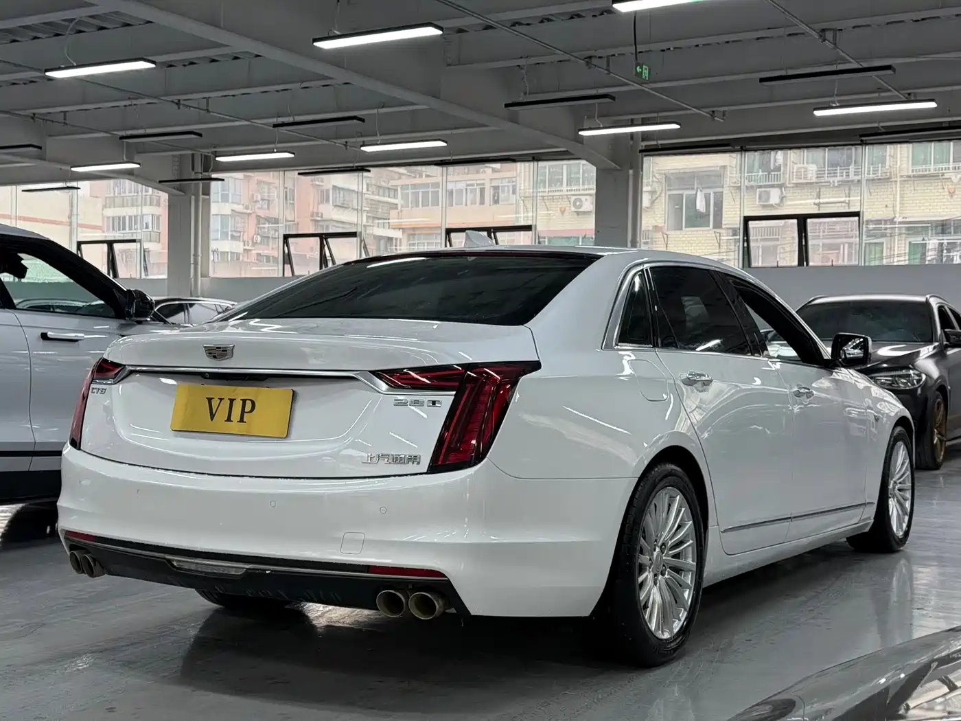 CADILLAC CT6