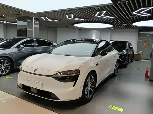 AITO WISDOM WORLD R7