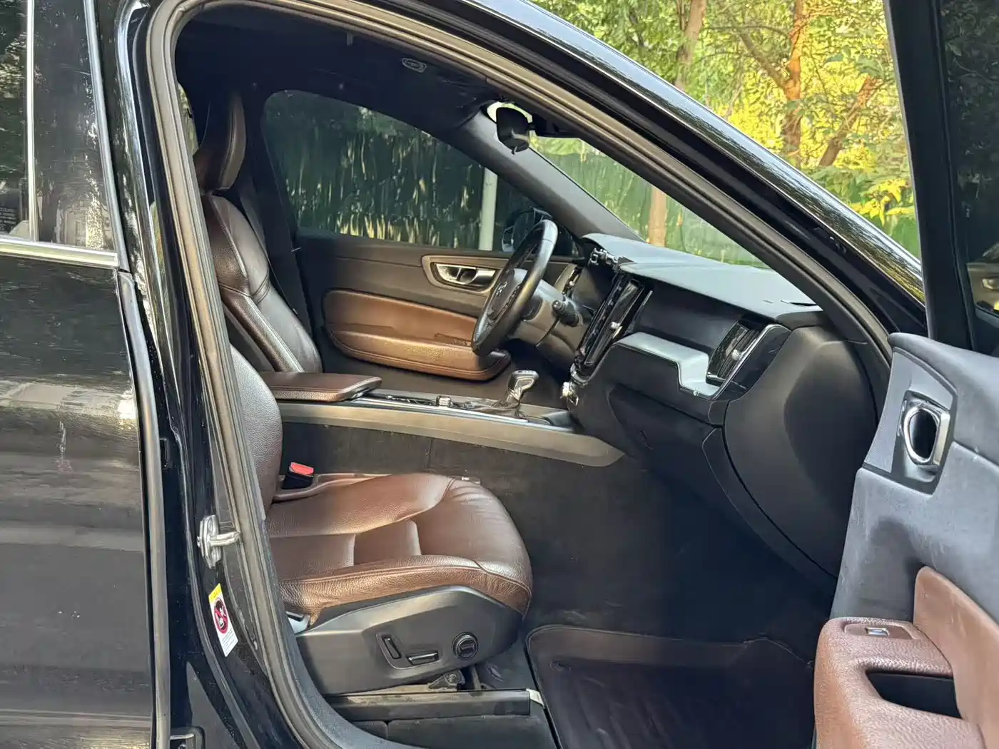 Volvo XC60 2021 T5 AWD Momentum фото 11