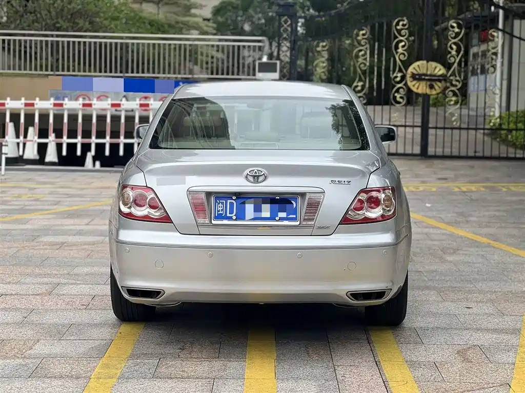 Toyota Reiz 2007 2.5S Leather Sunroof Edition фото 5