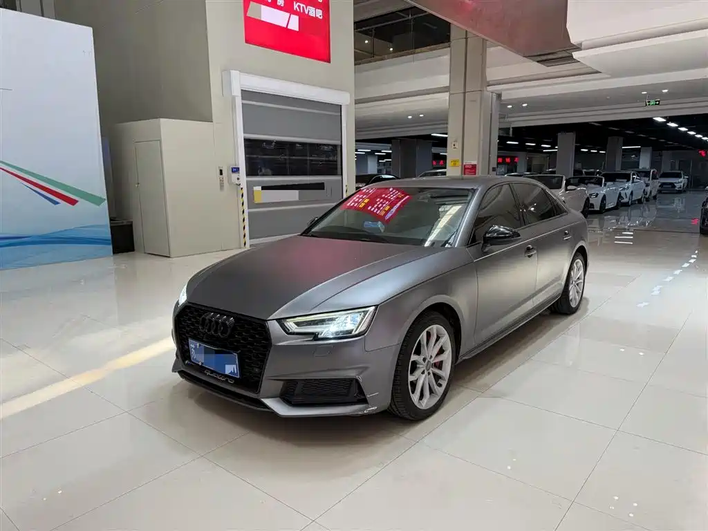 Audi A4L 2018 30th Anniversary 45 TFSI quattro Personality Sport