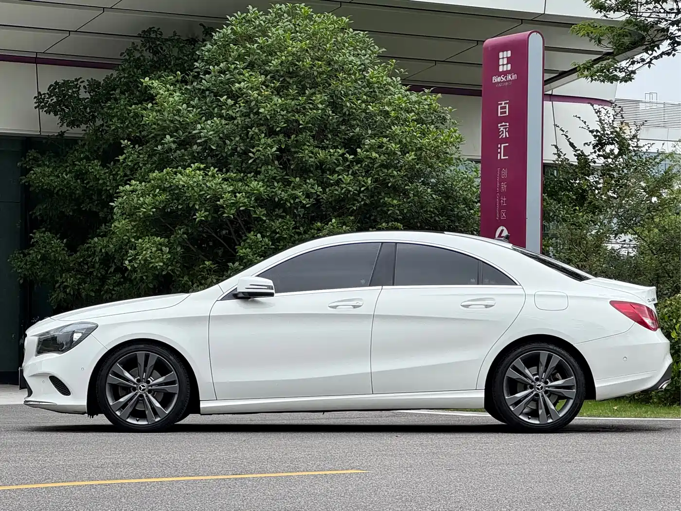 Mercedes-Benz CLA (Import) 2018 CLA 200 Dynamic Edition фото 5