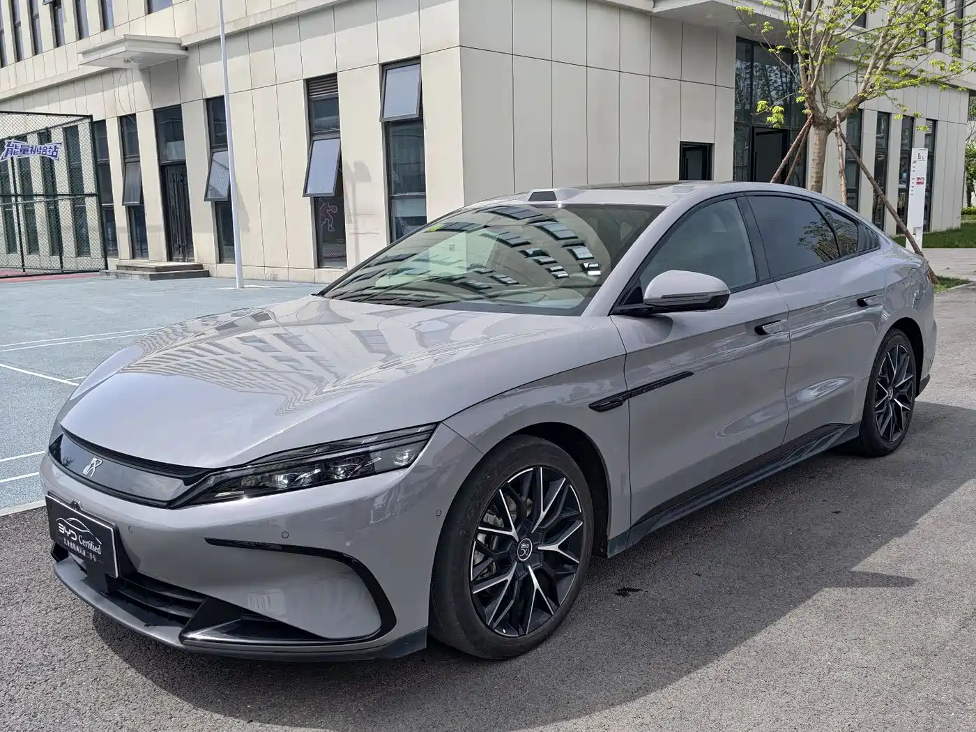 BYD Han 2025 DM-i Smart Driving Edition 125KM LiDAR Flagship