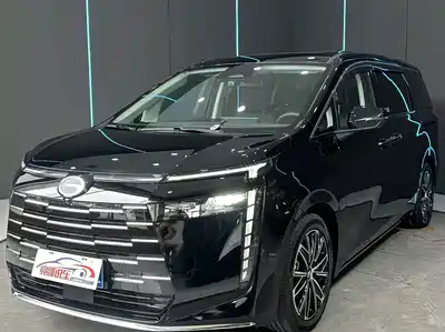 Trumpchi E8