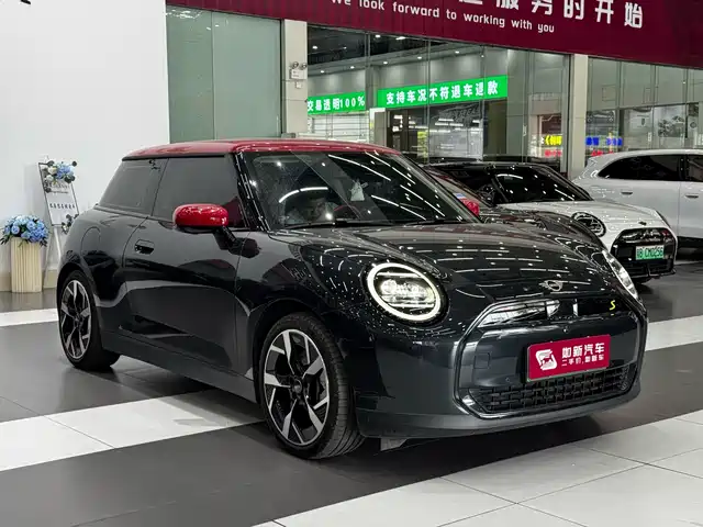 MINI Electric MINI COOPER 2024 452km COOPER SE Artist — фото 2