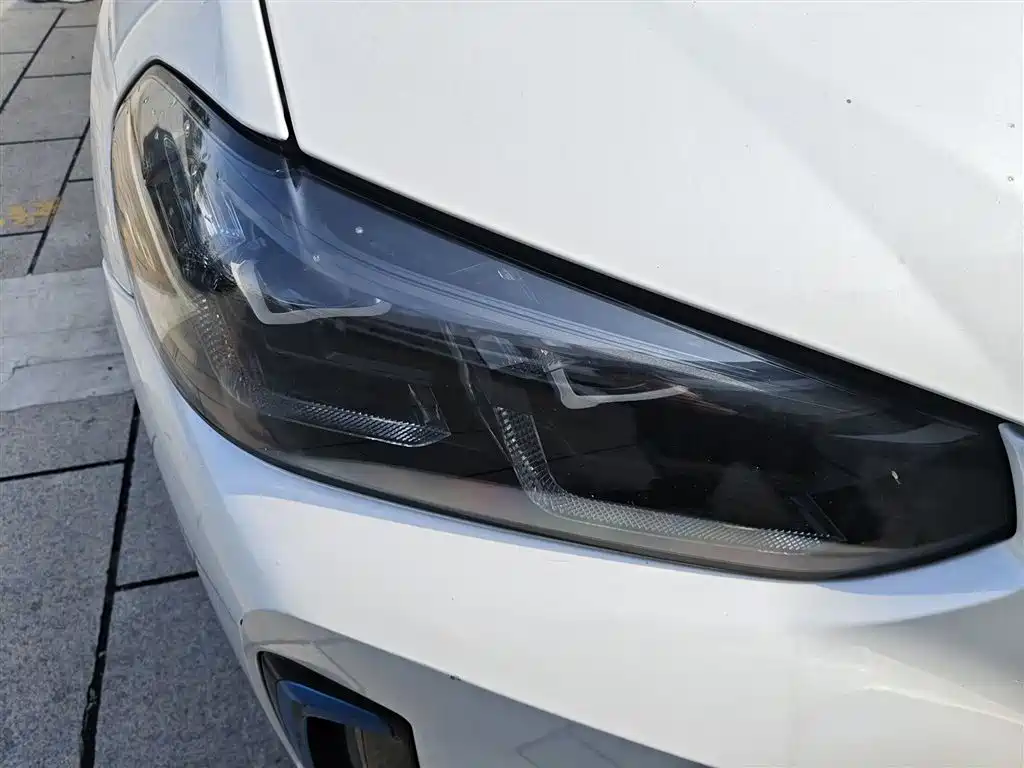 BMW iX3 2022 Innovation Leader фото 13