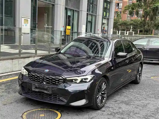 BMW 3 325Li, M Чёрный спорт-пакет