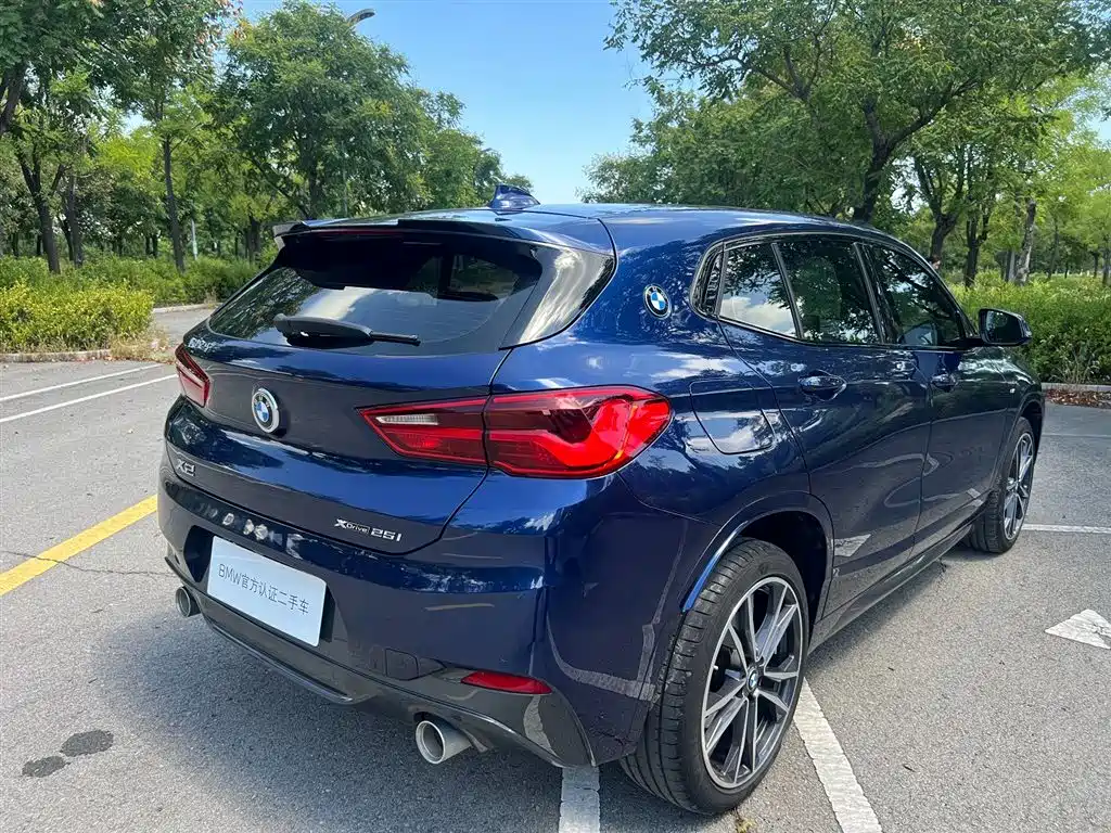 Photo 5 - BMW X2