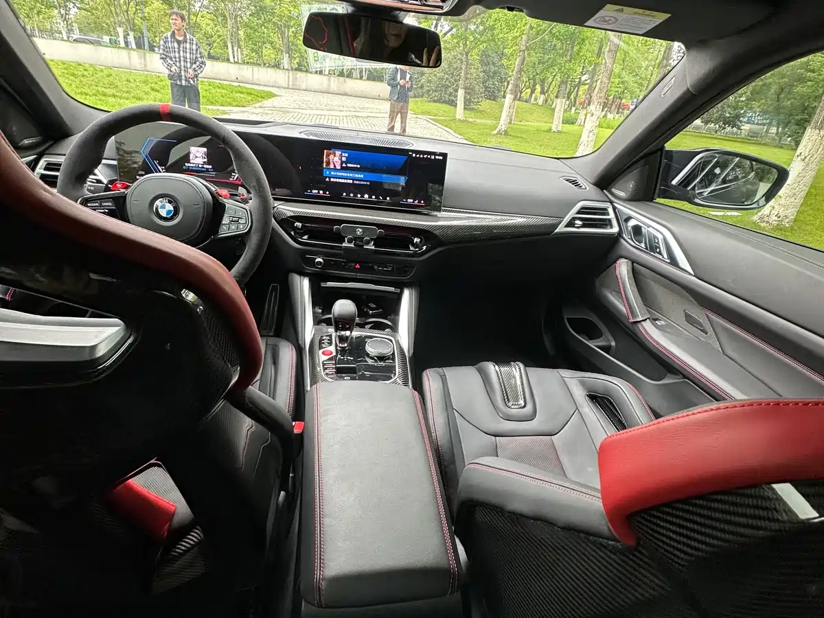 BMW M4