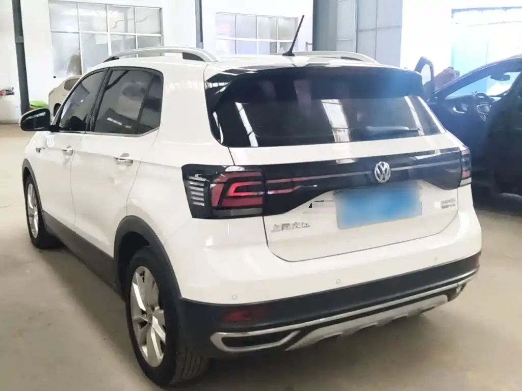 Фото 5 - Volkswagen T-Cross