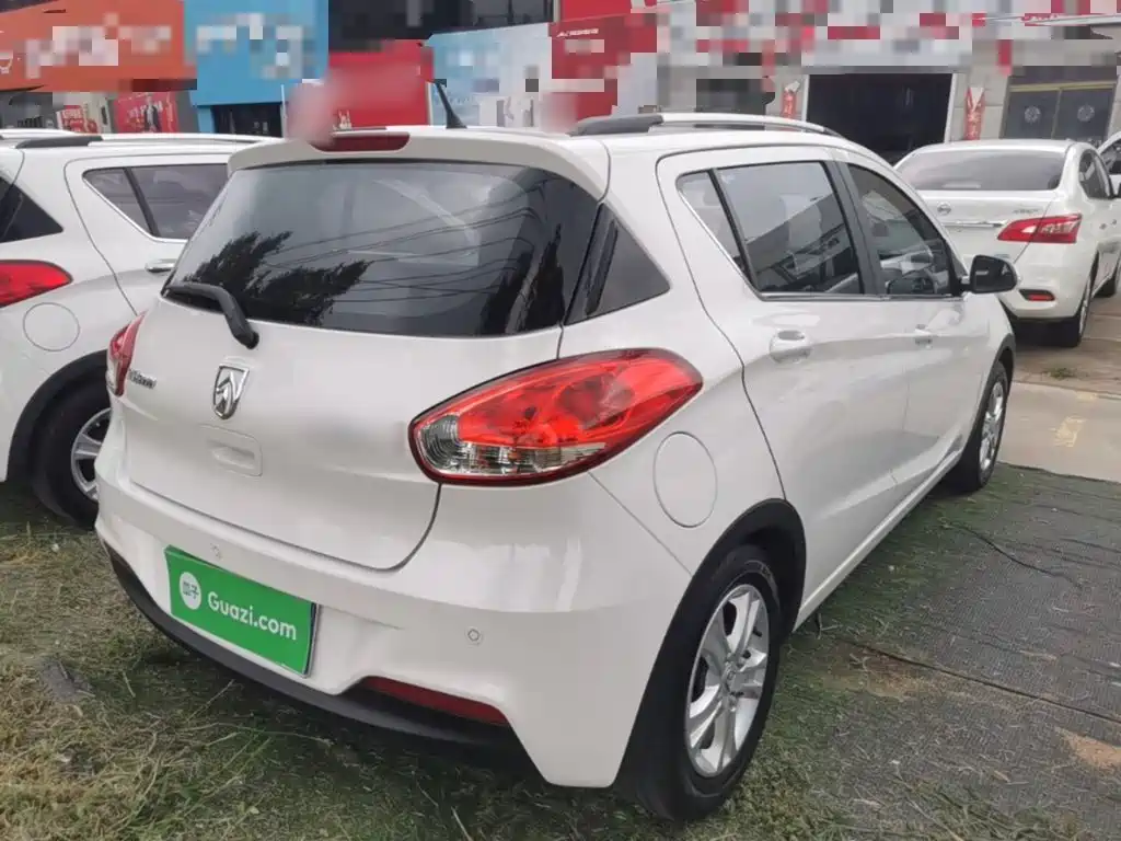 Baojun 310 2016 2016 1.2L Manual Luxury Type