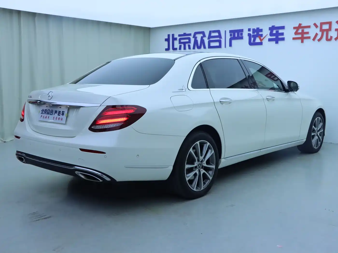 Mercedes-Benz E-Class 2017 E 300 L Luxury фото 24