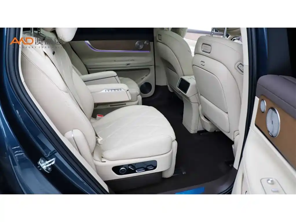 AITO Wenjie AITO M9 2025 Extended Range Ultra 52kWh 6-Seater фото 8
