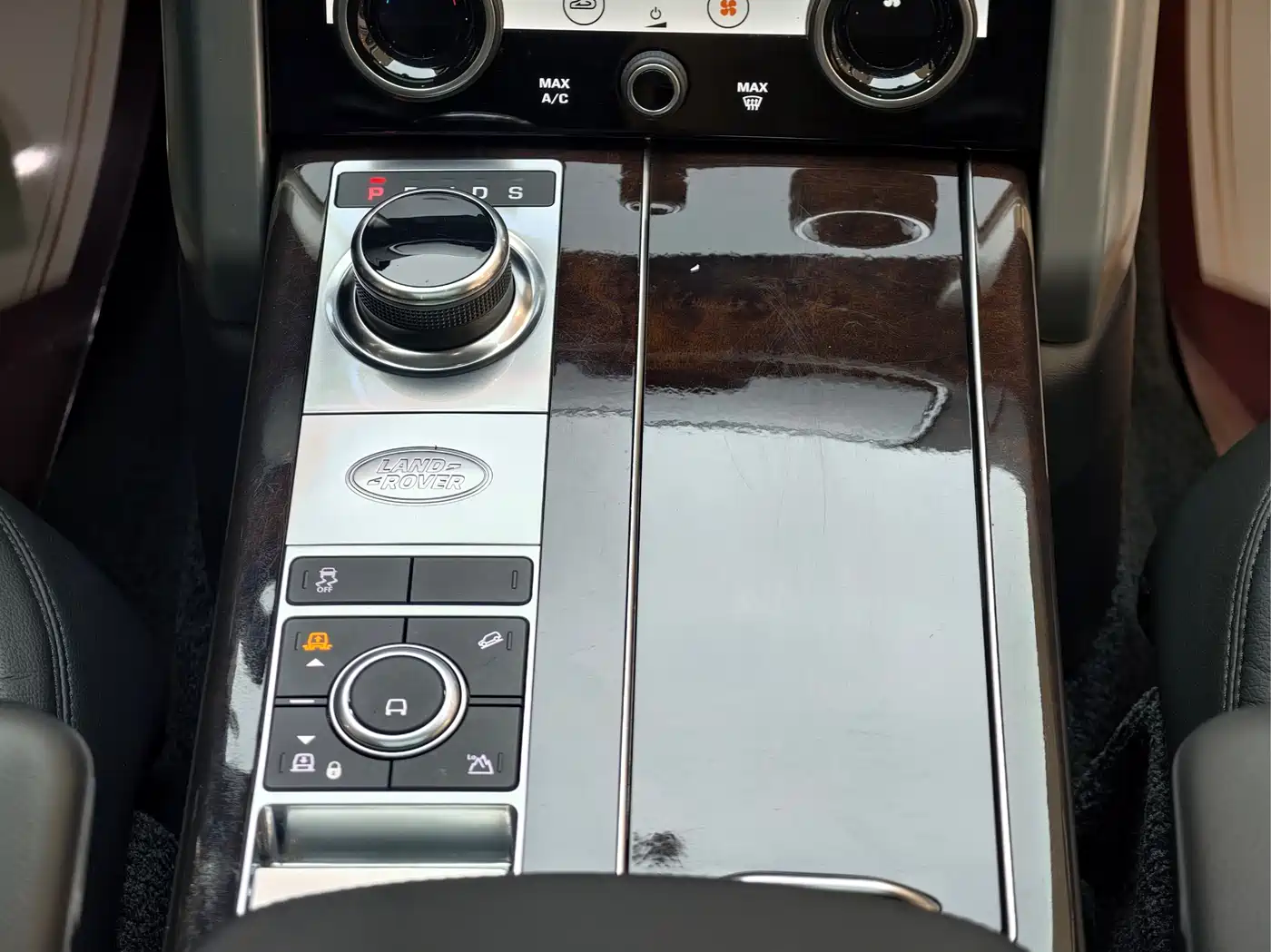 Land Rover Range Rover 2020 3.0 L6 Shengshi Edition фото 18