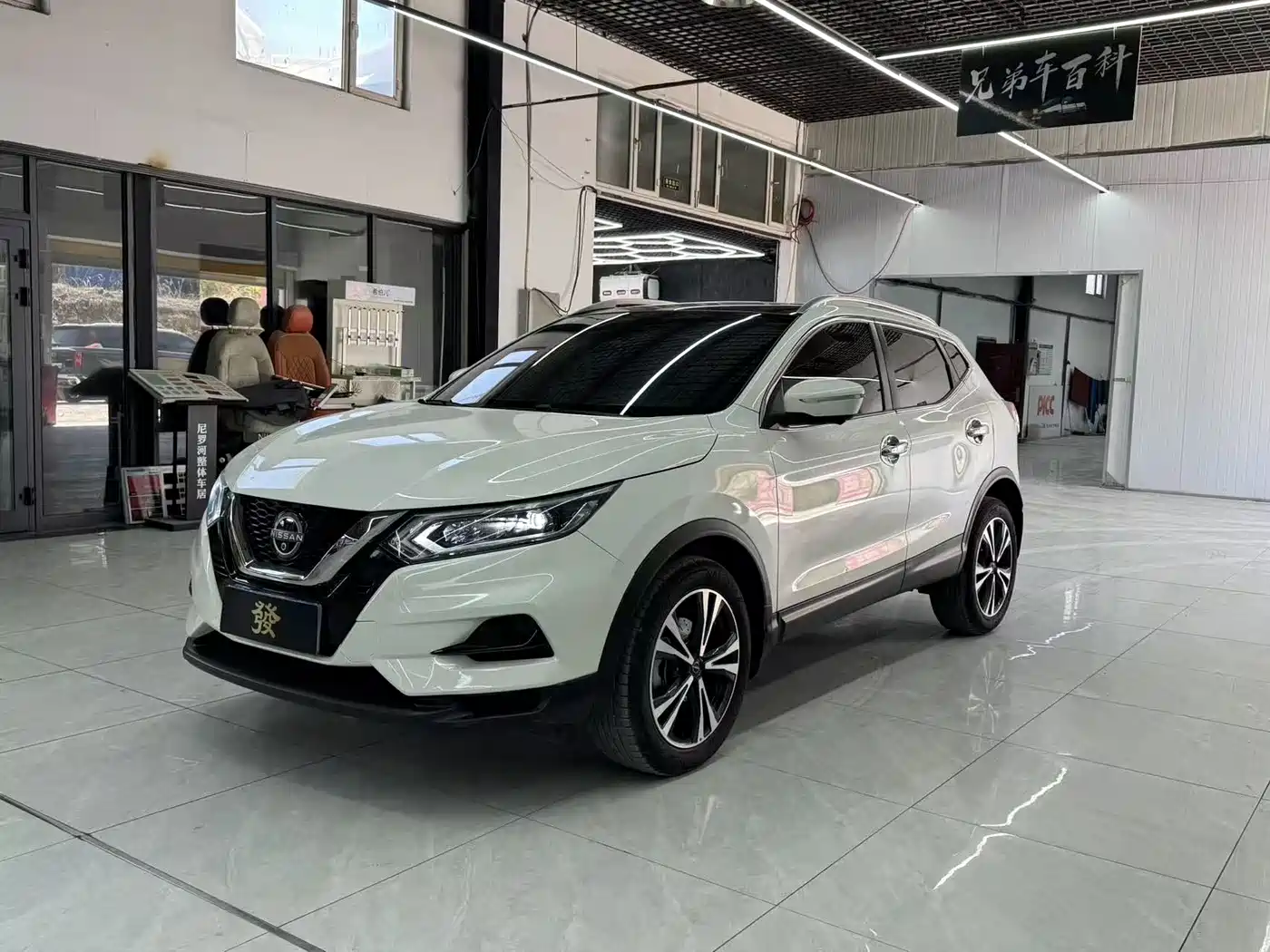 NISSAN QASHQAI