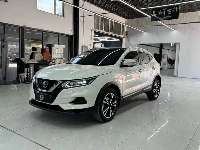 NISSAN QASHQAI 2024