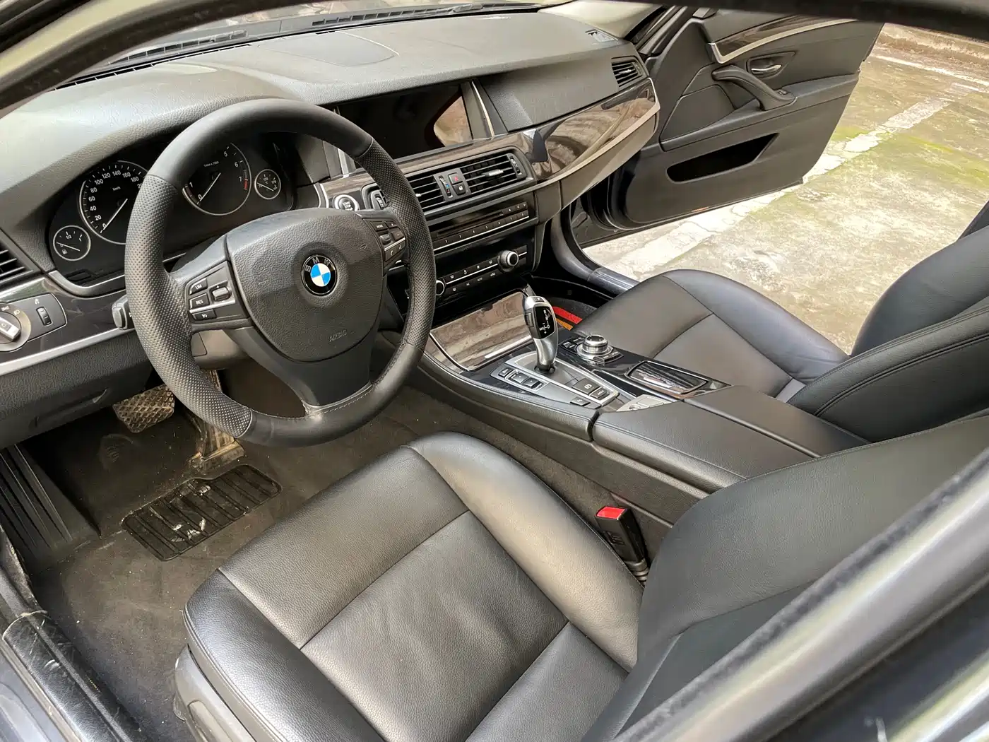 BMW 5 Series 2014 520Li Elegance фото 11