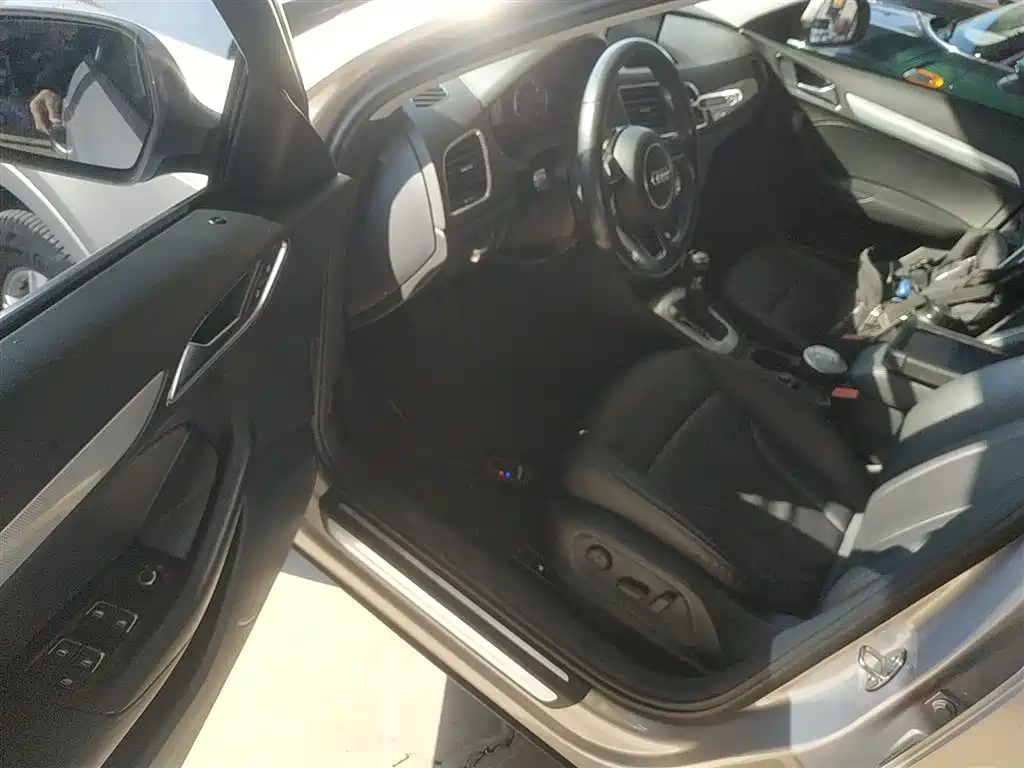 Audi Q3 2015 30 TFSI Comfort фото 13