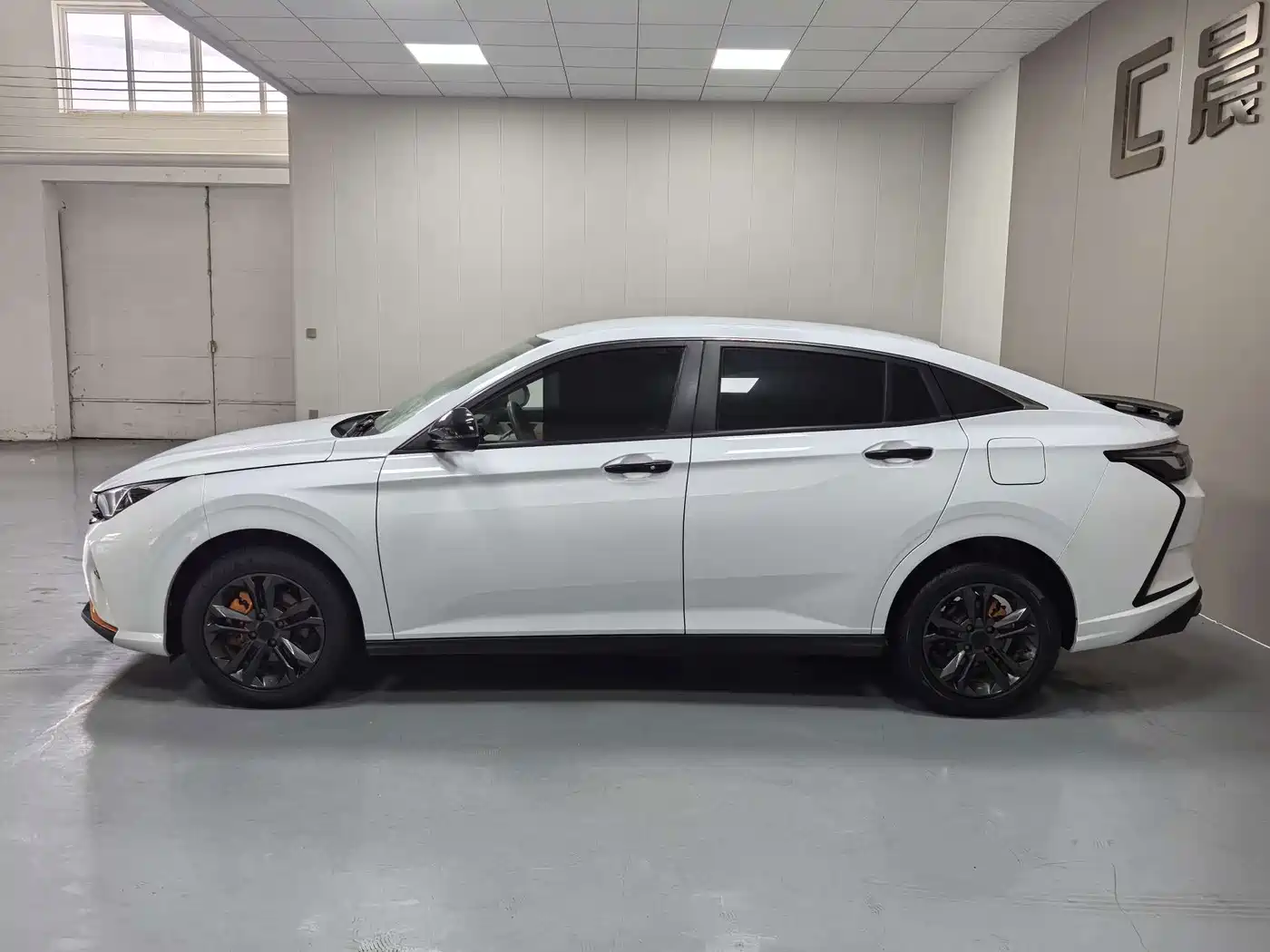 Dongfeng Aeolus Yixuan 2024 2023 1.5L Automatic Glory Edition