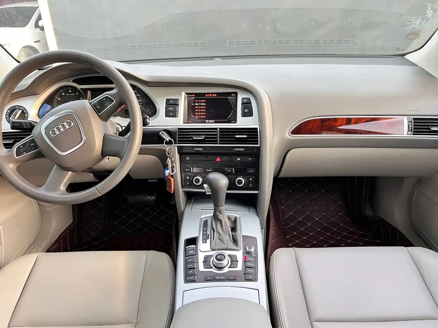 Audi A6L 2011 Model 2.0 TFSI Auto Standard фото 17