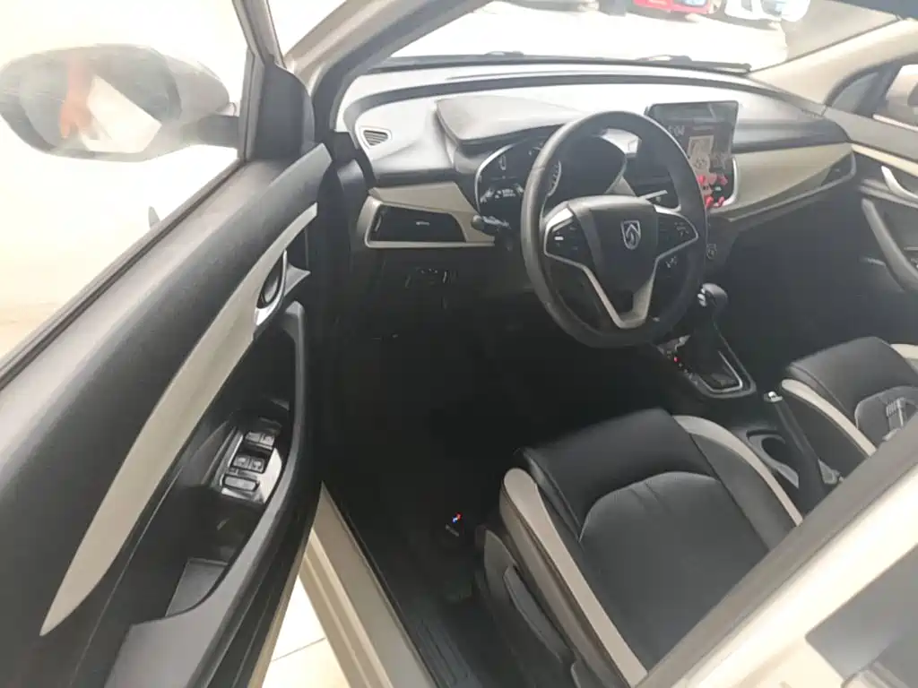 Baojun 360 2019 2019 1.5L CVT Elite (China VI)